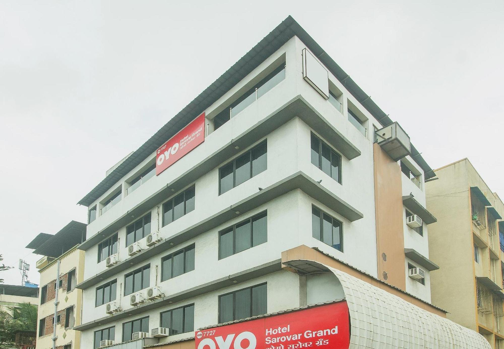 Oyo 7727 ホテル サロバル グランド Kalamboli エクステリア 写真